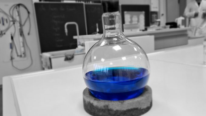 Chemie Forschung Experiment